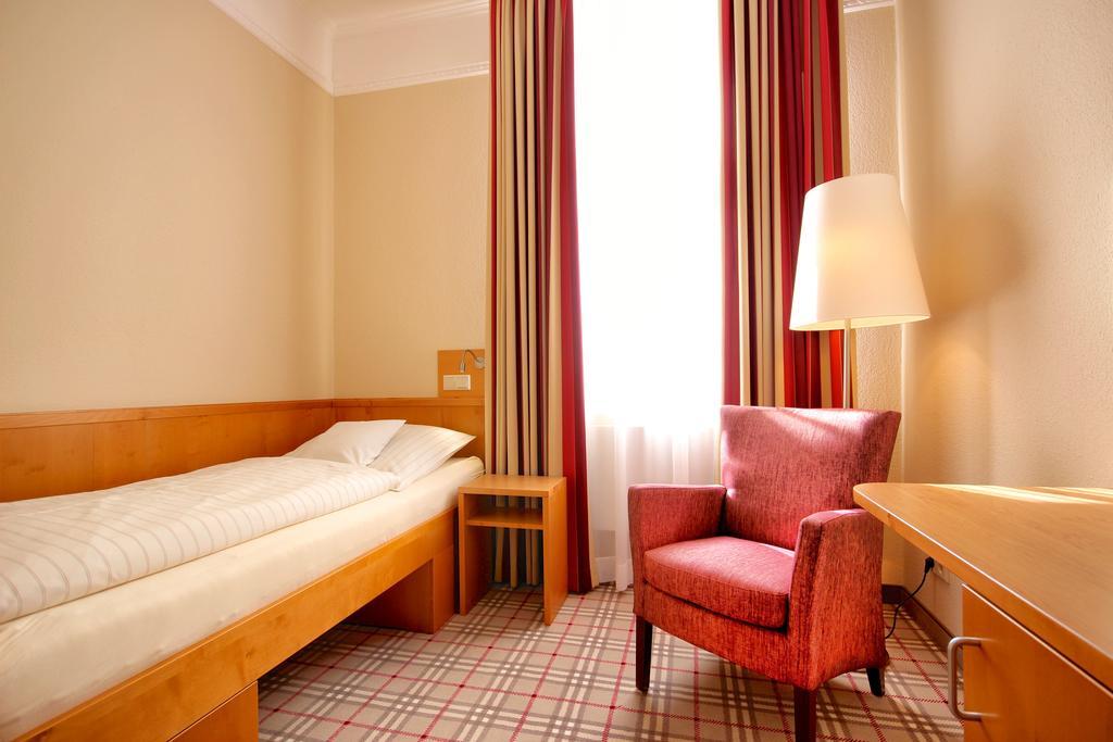 Hotel Hanken Gmbh, Hotel Hanken Und Seehotel Вангероге Стая снимка