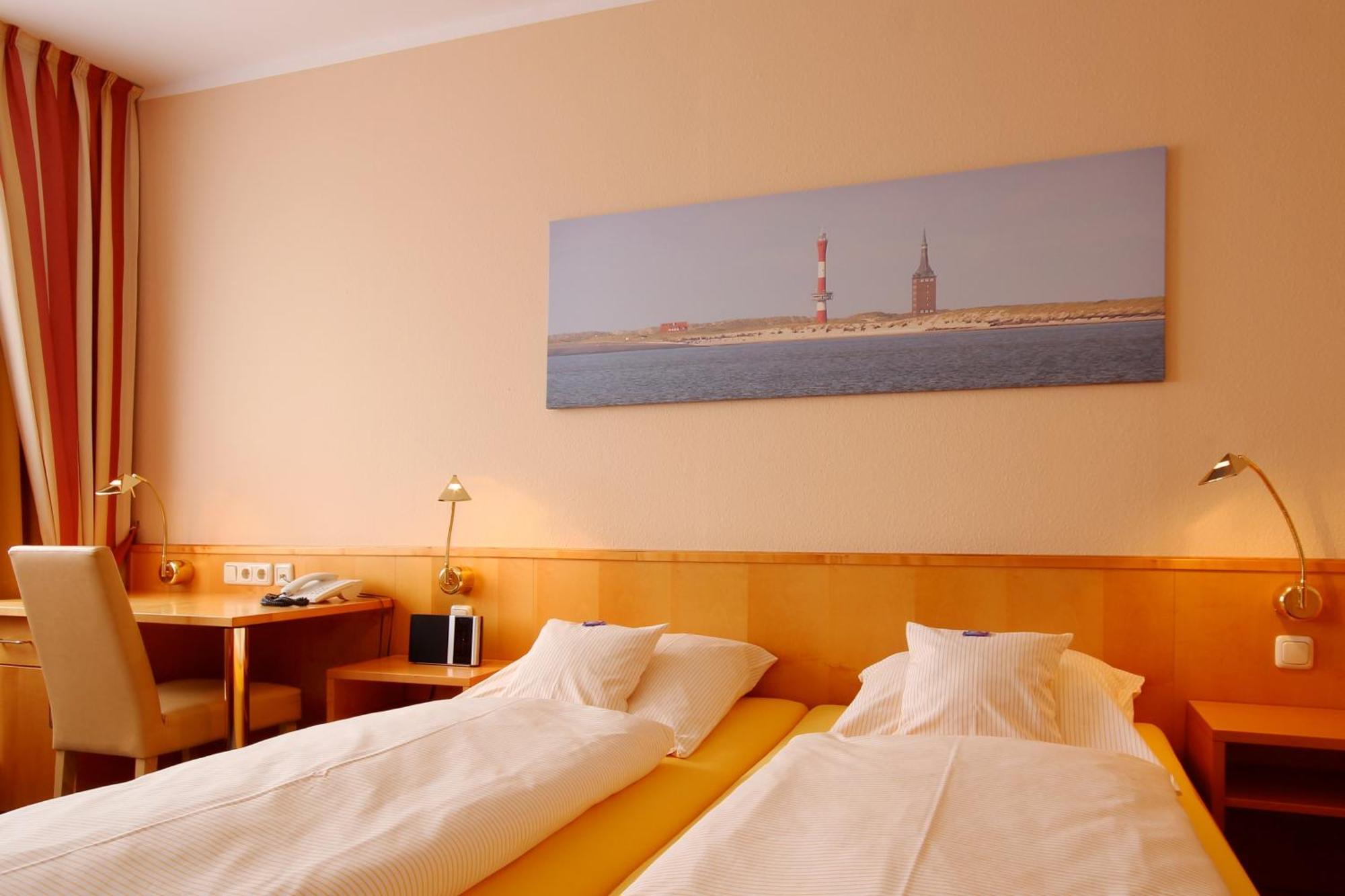 Hotel Hanken Gmbh, Hotel Hanken Und Seehotel Вангероге Екстериор снимка